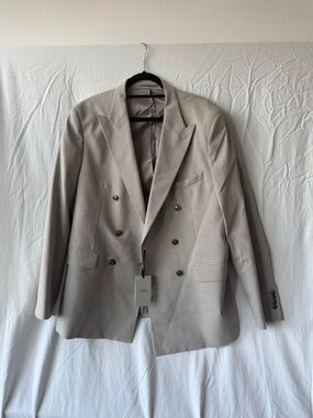 Double-Breasted Men's Blazer in Light Beige